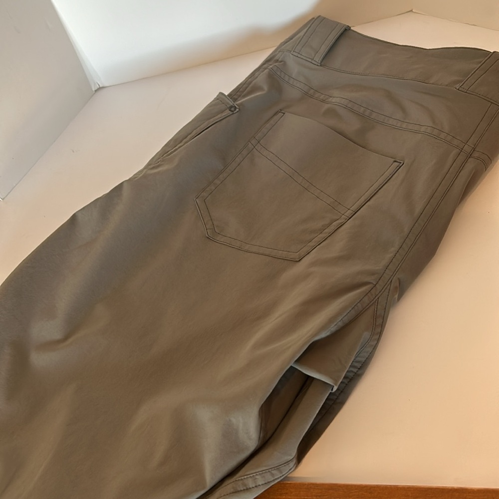 Arc’teryx Women’s Size 12 Gray Green Rabat Nylon Hiking Pants